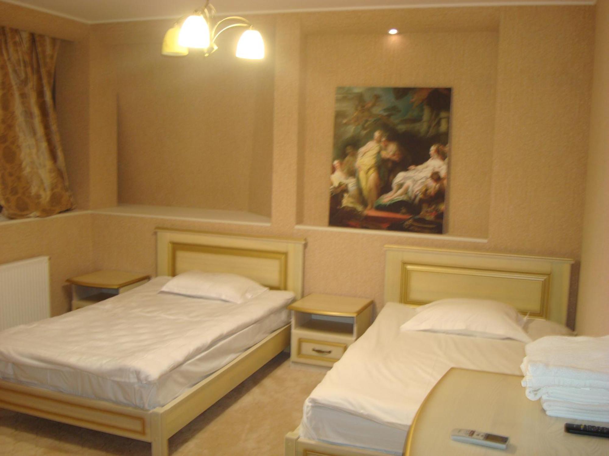 Veles Hotel Днепр Экстерьер фото